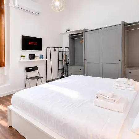 Elegantis Castelfidardo - Your Chic Retreat In *