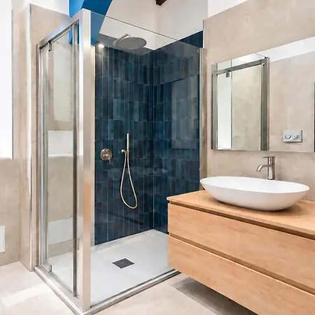 Elegantis Castelfidardo - Your Chic Retreat In Appartamento
